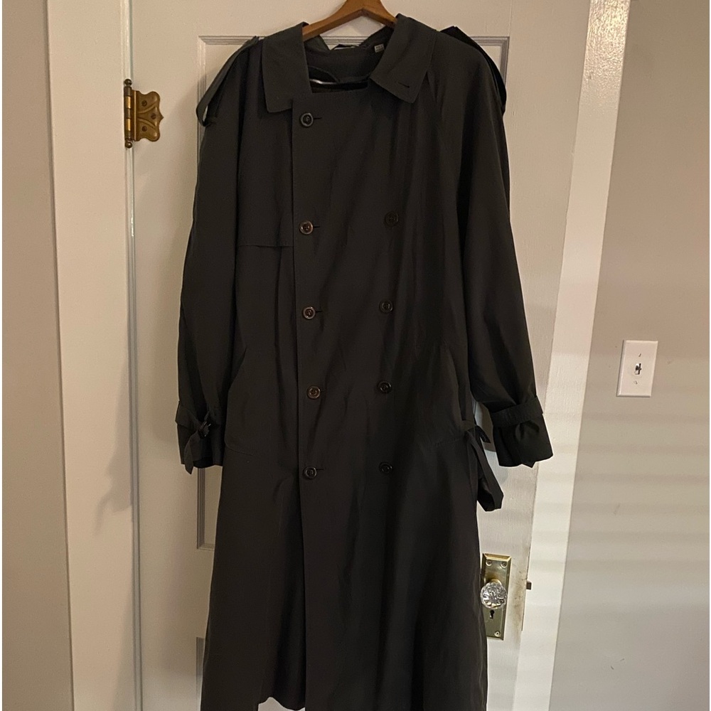 Beautiful Limited Edition London Fog Trench Coat